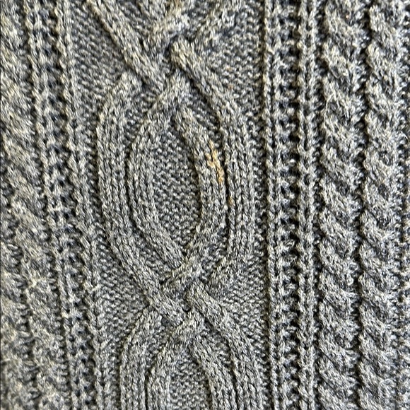 JEANNE PIERRE Black Crew Neck Sweater with Ribbed Texture - Picture 4 of 4